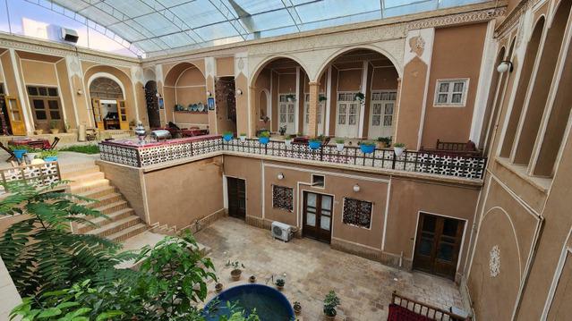 Azariha-Yazd_62029